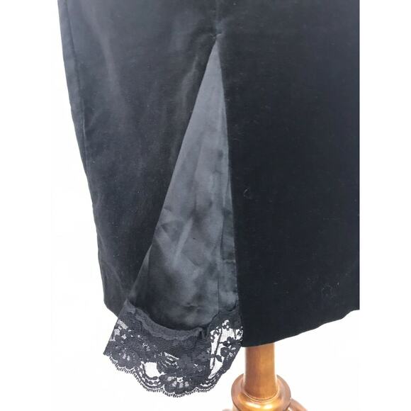 Club Monaco Velvet Buttons Lace Pencil Skirt - Picture 9 of 9